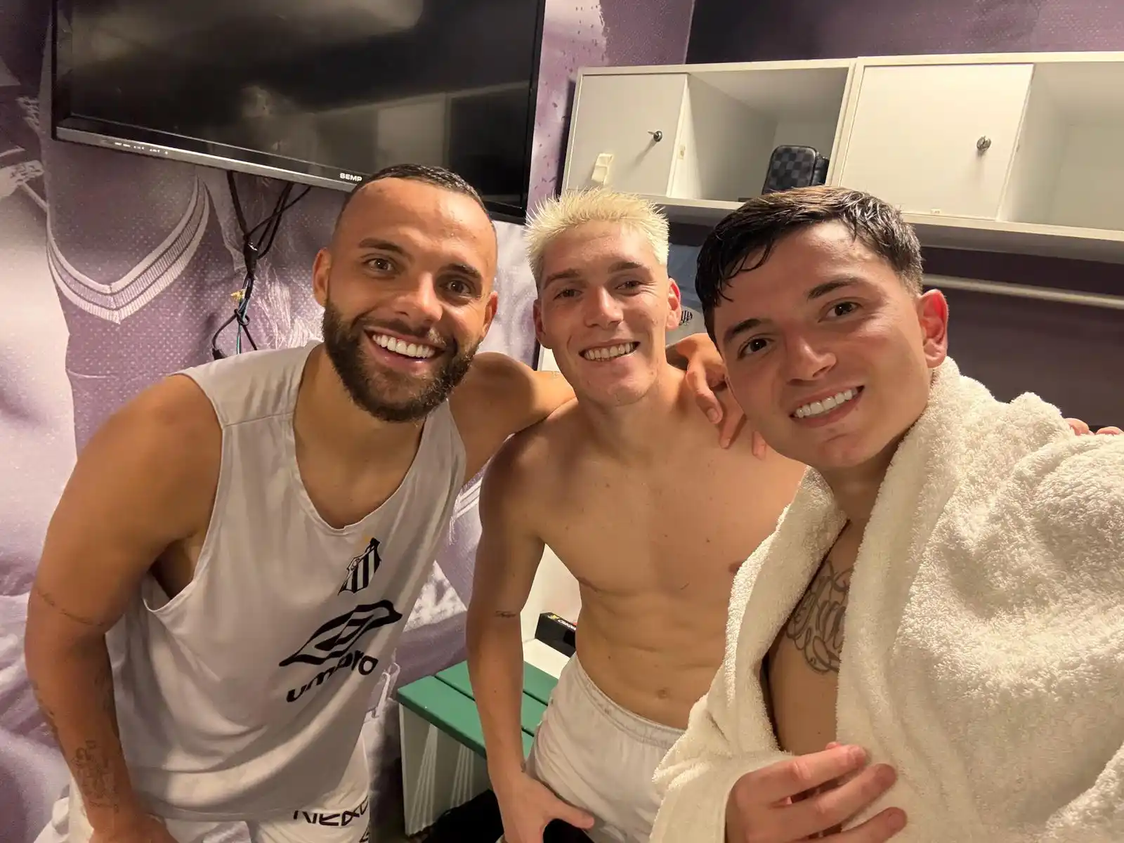 Image from INFO | SANTOS FC ⚪️⚫️: O Trisal de golaços 😍...