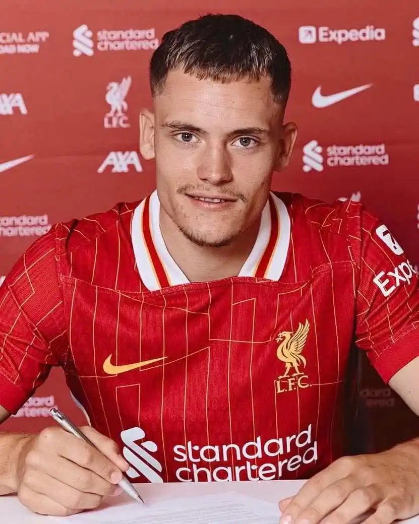 Image from Ric News๐งพ: ๐จ ๐ข๐๐๐๐๐๐๐ ! Florian Wirtz ๐ฆ๐๐๐ก๐ ร Liverpool pour 136 Mโฌ...