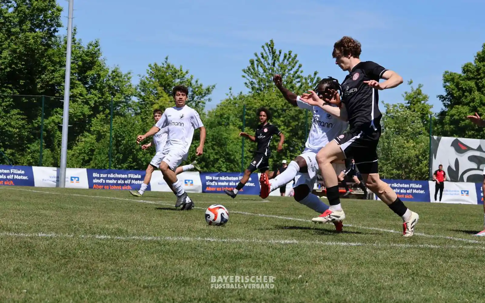 Image from Bayerischer Fußball-Verband (BFV): Wer sichert sich den Titel 🏆 und das Ticket für den DFB-Pokal-Wettbew...
