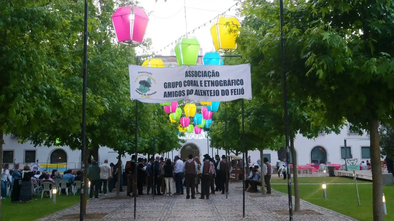 Image from JF Laranjeiro e Feijó: 37.º Encontro de Cantares Alentejanos do Concelho de Almada 👉 http://...