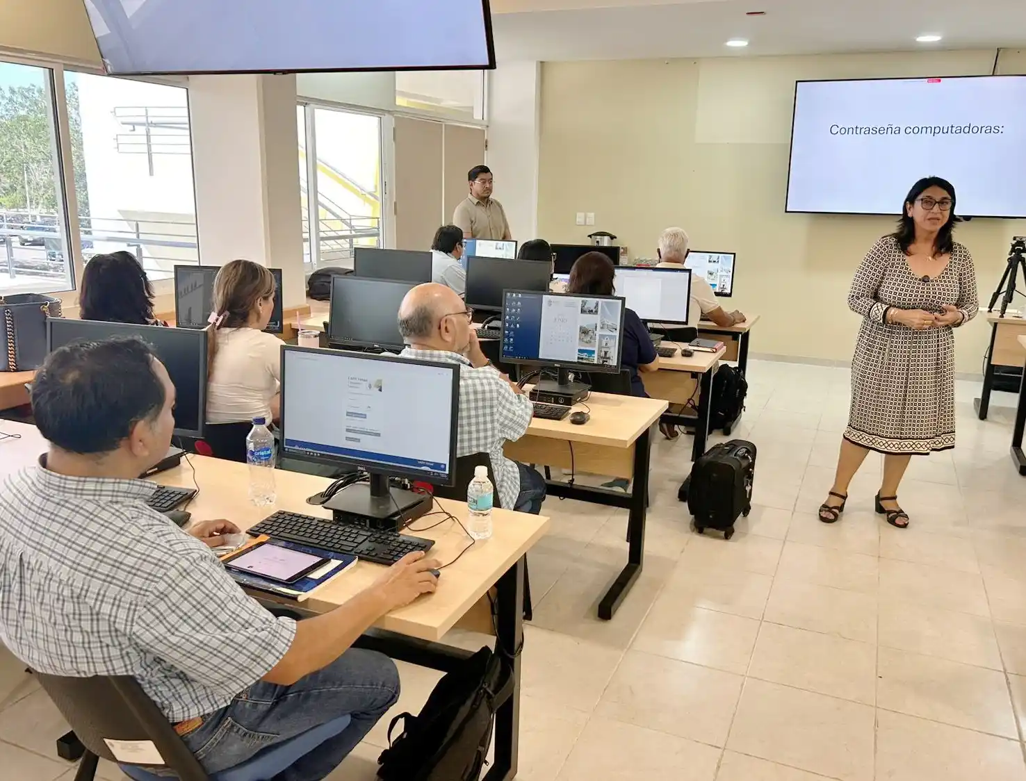 Image from fca.uady: Como parte de nuestro compromiso de capacitación constante a nuestra p...