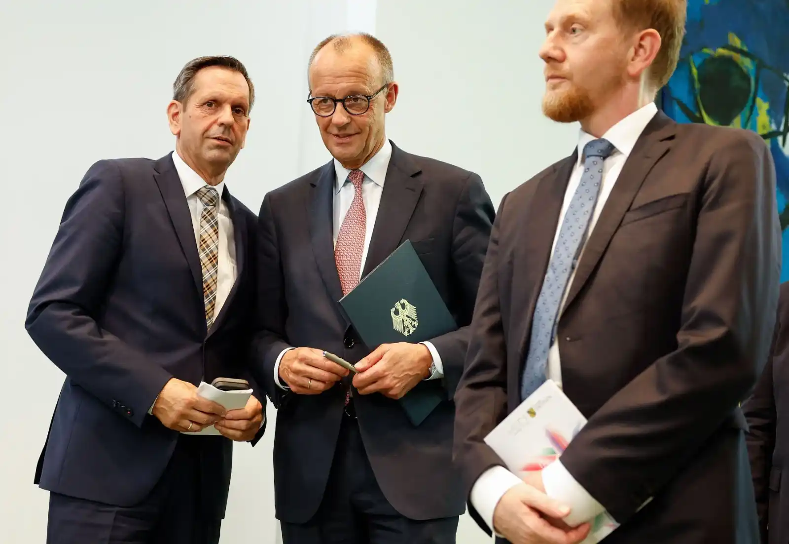 Image from Rheinische Post: Hallo zusammen! Bundeskanzler Friedrich Merz und die Ministerpräsident...