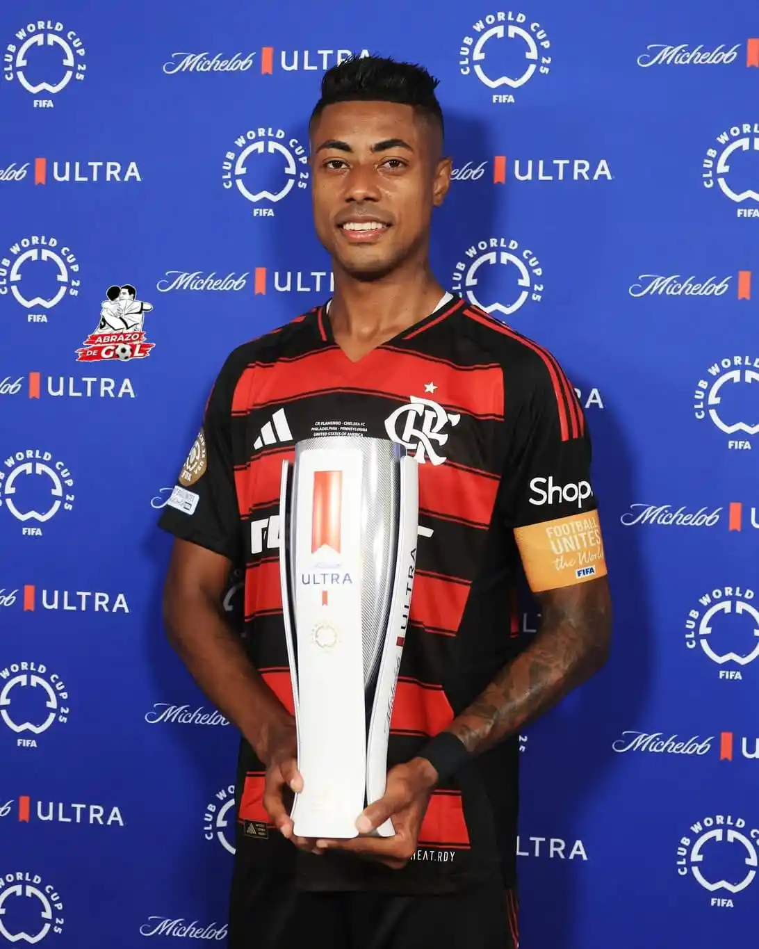 Image from 🏆⚽️ ABRAZO DE GOL 2025 ⚽️🏆: *✅ OFICIAL* 🏅Bruno Henrique fue el *MVP* del partido ante Chelsea po...