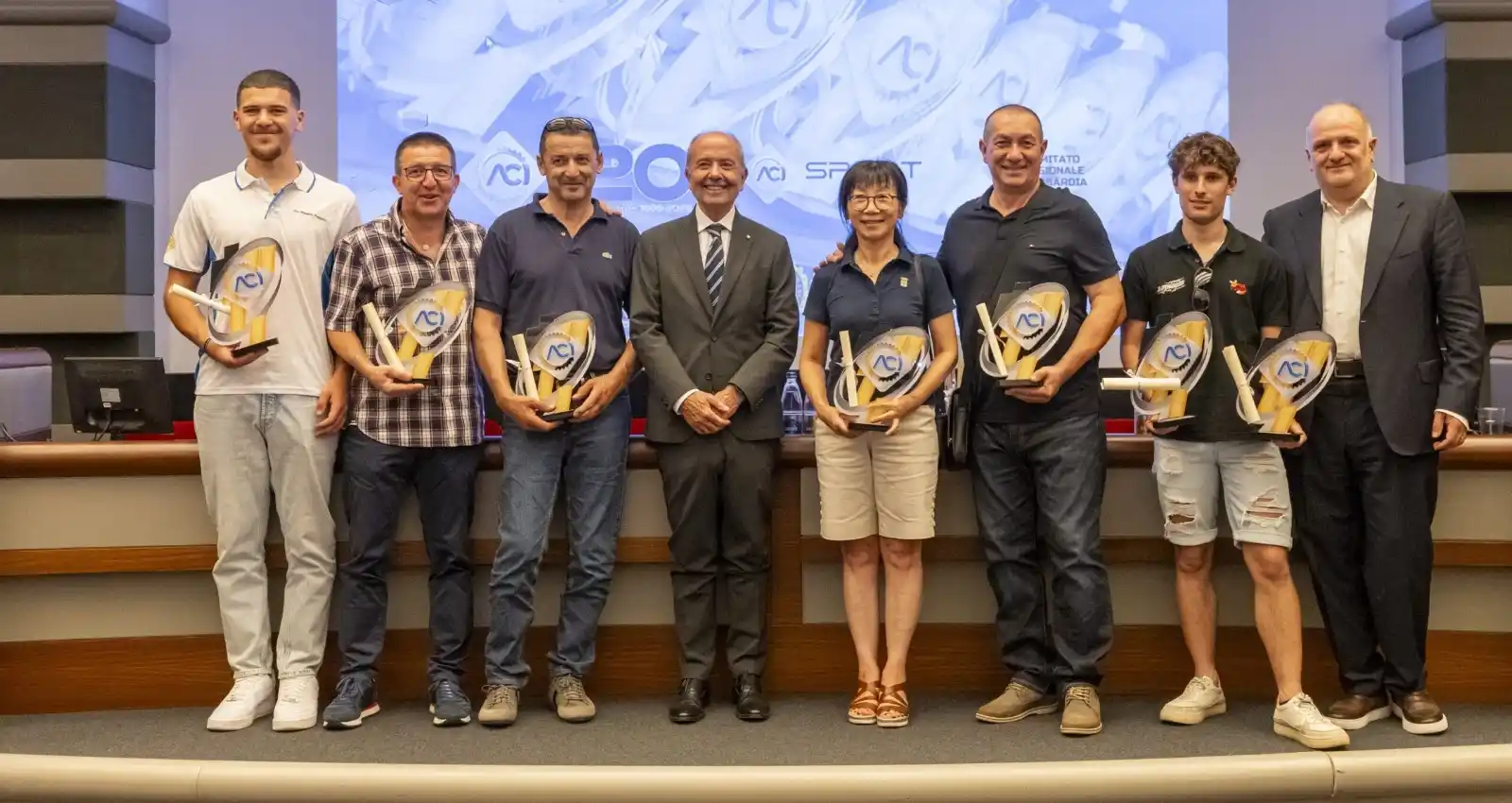 Image from EspansioneTV NEWS: *Automobilismo, premiati i campioni lombardi* _A Lecco la cerimonia or...