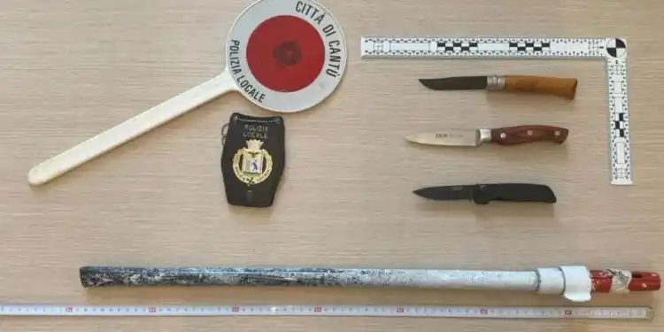Image from EspansioneTV NEWS: *Coltelli e bastoni in centro Cantù, quattro denunciati dalla polizia ...