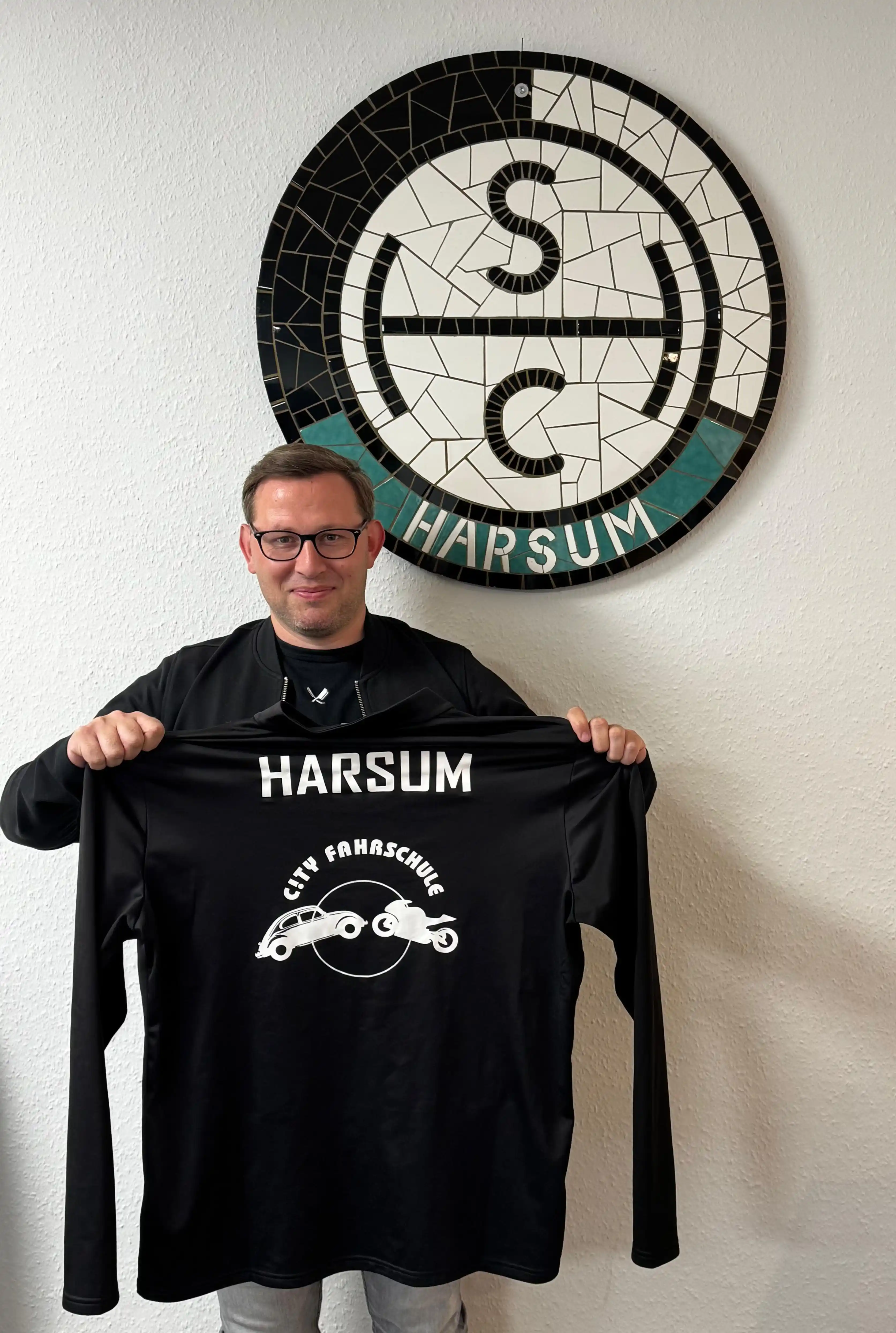 Image from SC Harsum von 1919 e.V.: Der neue Co-Trainer wurde aus dem Hut gezaubert! 🪄   Der SC freut sic...