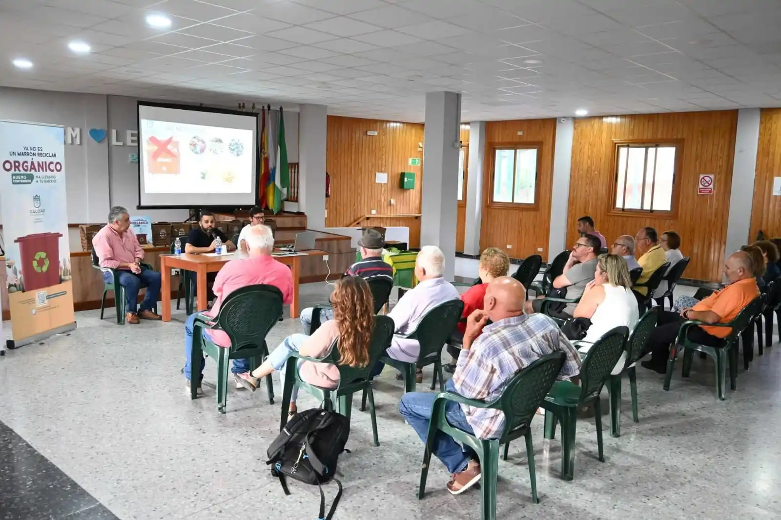 Image from Ayuntamiento de Gáldar: ♻️🤎 La AV El Bermejal de Marmolejos acogió ayer una asamblea informa...
