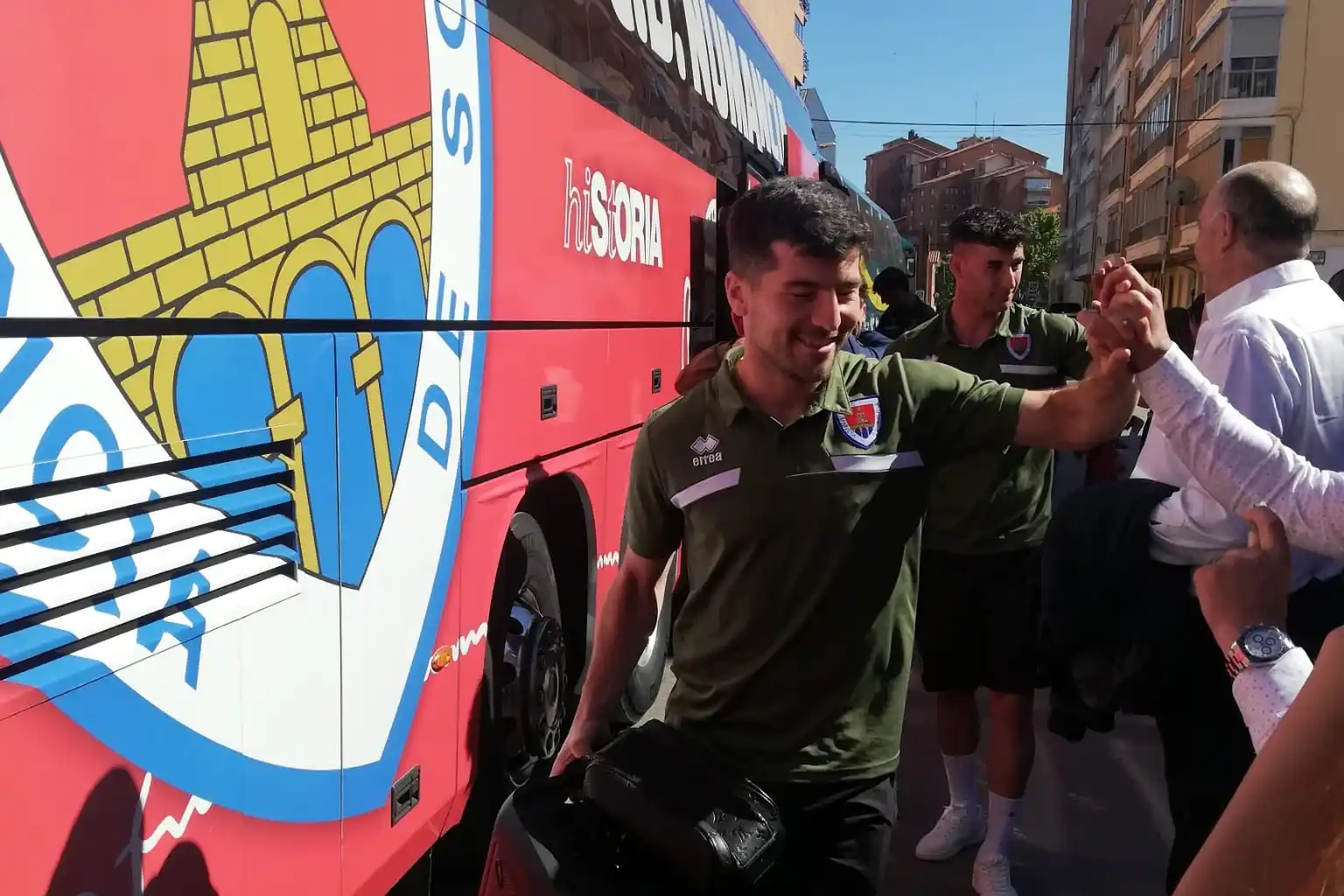 Image from Heraldo-Diario de Soria: ⚽💪💪💪 ¡Muy buenas tardes! Ya estamos *en directo con el CD Teruel-CD...
