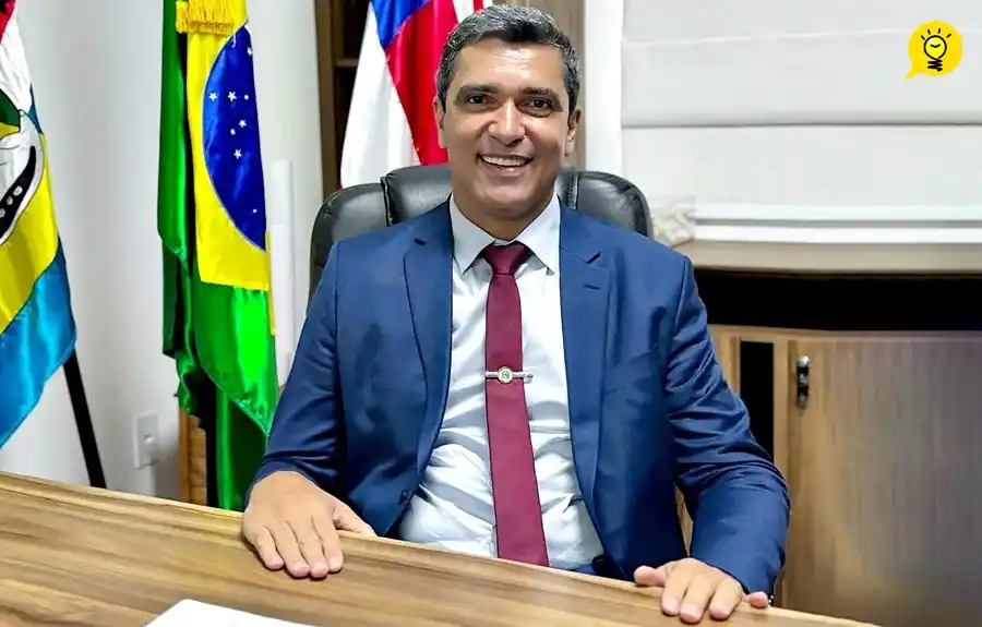 Image from Se Liga Barreiras - Notícias do Oeste Baiano: *PREFEITO OTONIEL ANTECIPA 13º SALÁRIO E INJETA R$ 12 MILHÕES NA ECONO...
