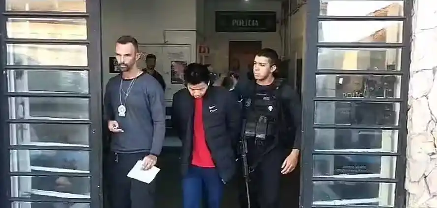 Image from Jornal Extra: *Suspeito de matar e ocultar corpo de jovem na Pavuna é transferido pa...