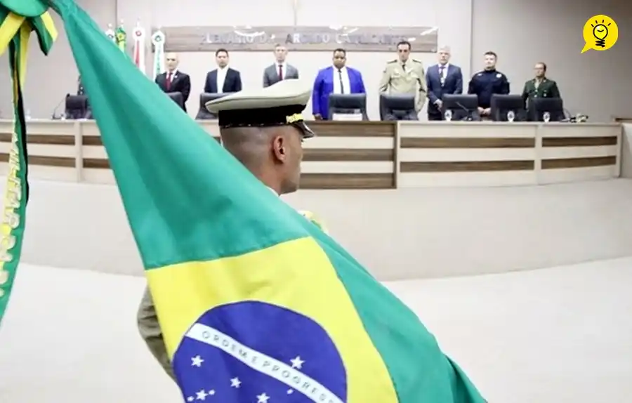 Image from Se Liga Barreiras - Notícias do Oeste Baiano: *YURE RAMON PRESTIGIA SOLENIDADE DA POLÍCIA MILITAR EM BARREIRAS* _Pre...