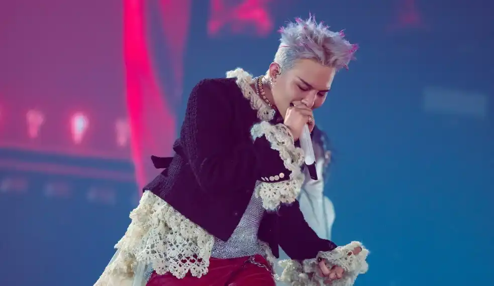 Image from Billboard Brasil - KPOP: *G-Dragon* doa R$ 3,5 milhões para tratamento de alcoolismo entre adol...