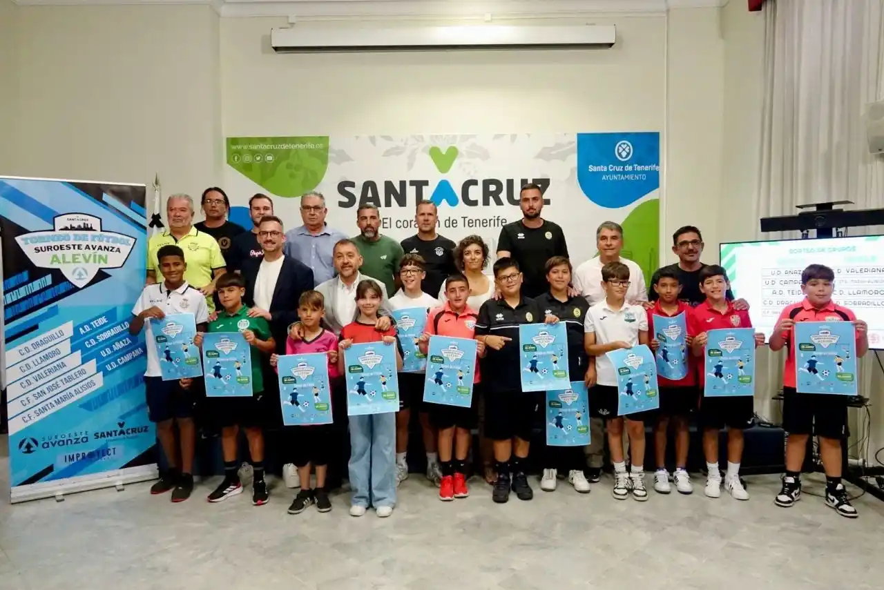 Image from Prensa - Ayuntamiento de Santa Cruz de Tenerife: 👉🏽 *Santa Cruz sortea los emparejamientos del 2º Torneo de Fútbol Al...