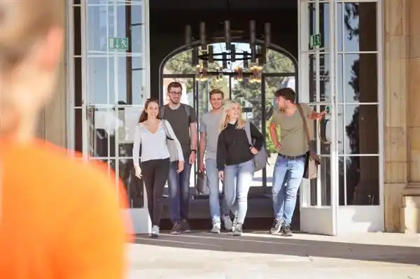 Image from Uni Hohenheim : *POV: Du lernst die Uni deiner Träume kennen* ✨   Wir laden dich am *5...