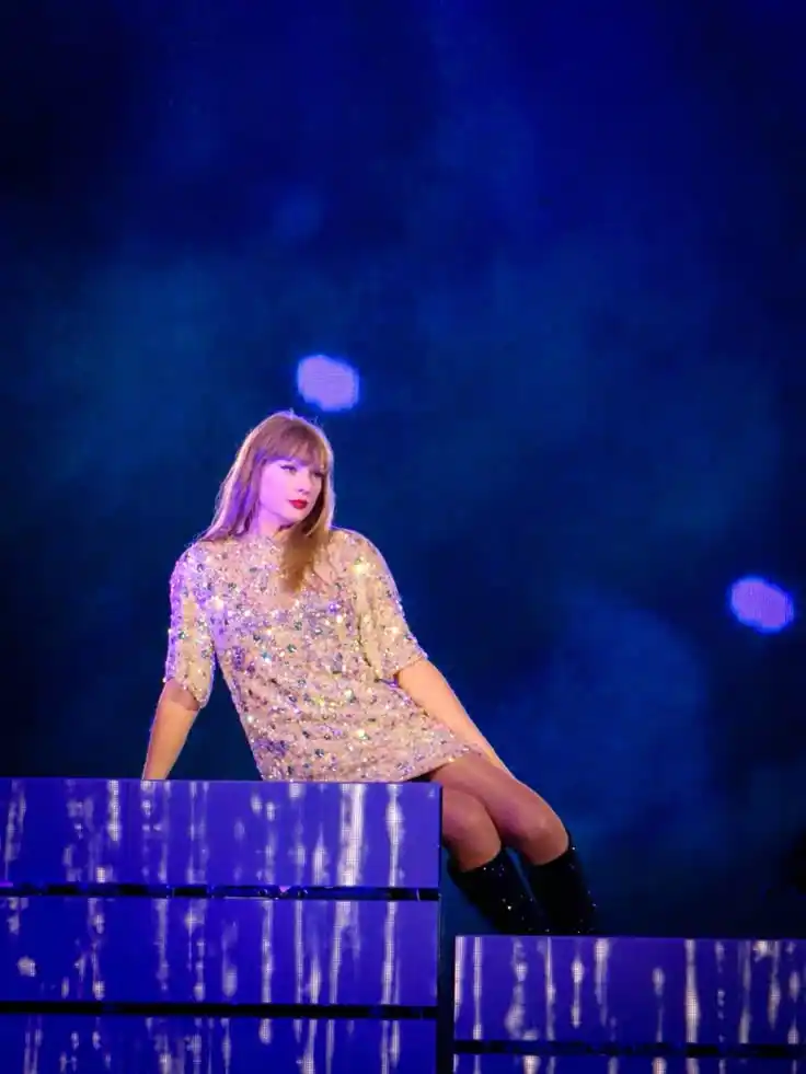 𝐓𝐚𝐲𝐥𝐨𝐫'𝐬 𝐖𝐨𝐫𝐥𝐝 🪻 post