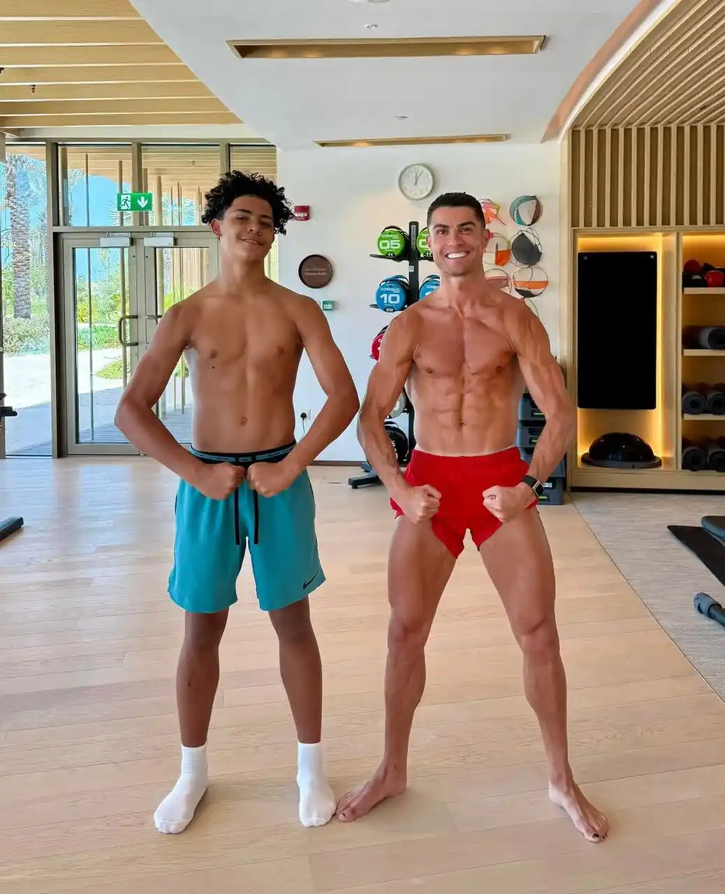 CRISTIANO : LA CABRA🐐 post