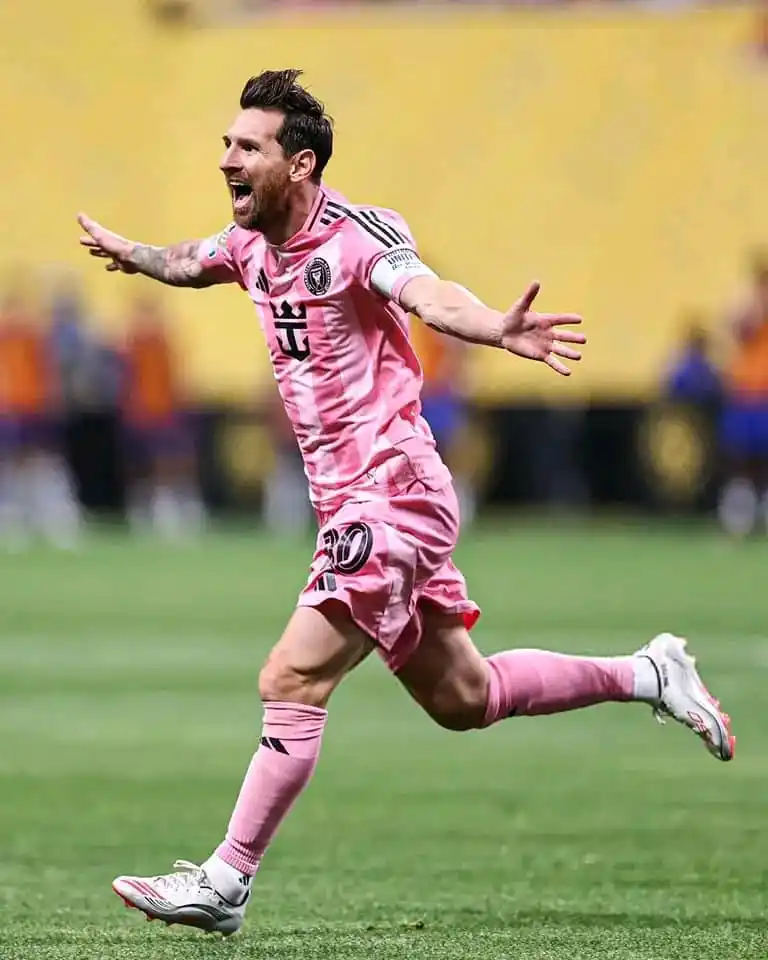 Image from FIFA CLUB WORD CUP ✅: 🥹 El último baile del GOAT. 🗣️ “Soy consciente de que estoy jugando...