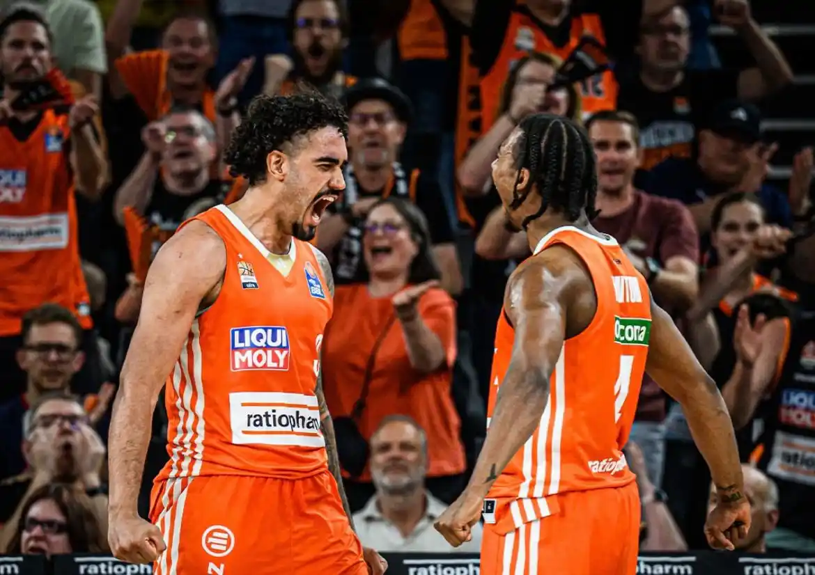 Image from ratiopharm ulm: 𝙁𝙞𝙣𝙖𝙡𝙚 𝙤-𝙤𝙤𝙤𝙝! 🗣🗣 Zum vierten Mal stehen wir im Finale um...
