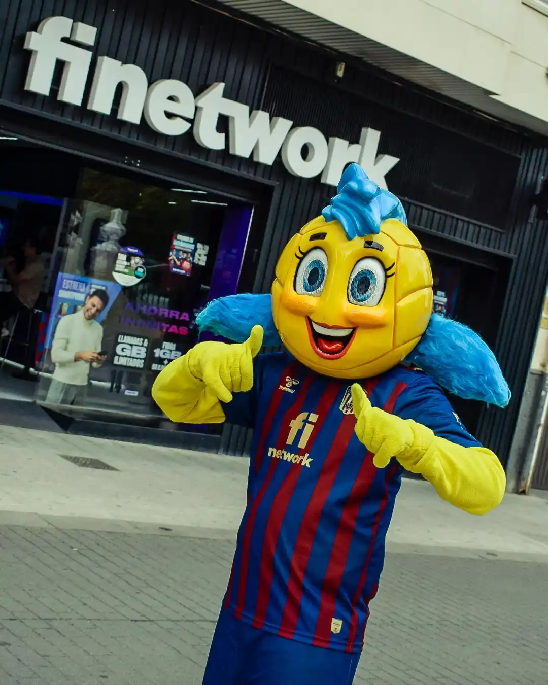 Image from CD Eldense: 🏬 La Tienda Oficial del <a class="text-blue-500 hover:underline curso...