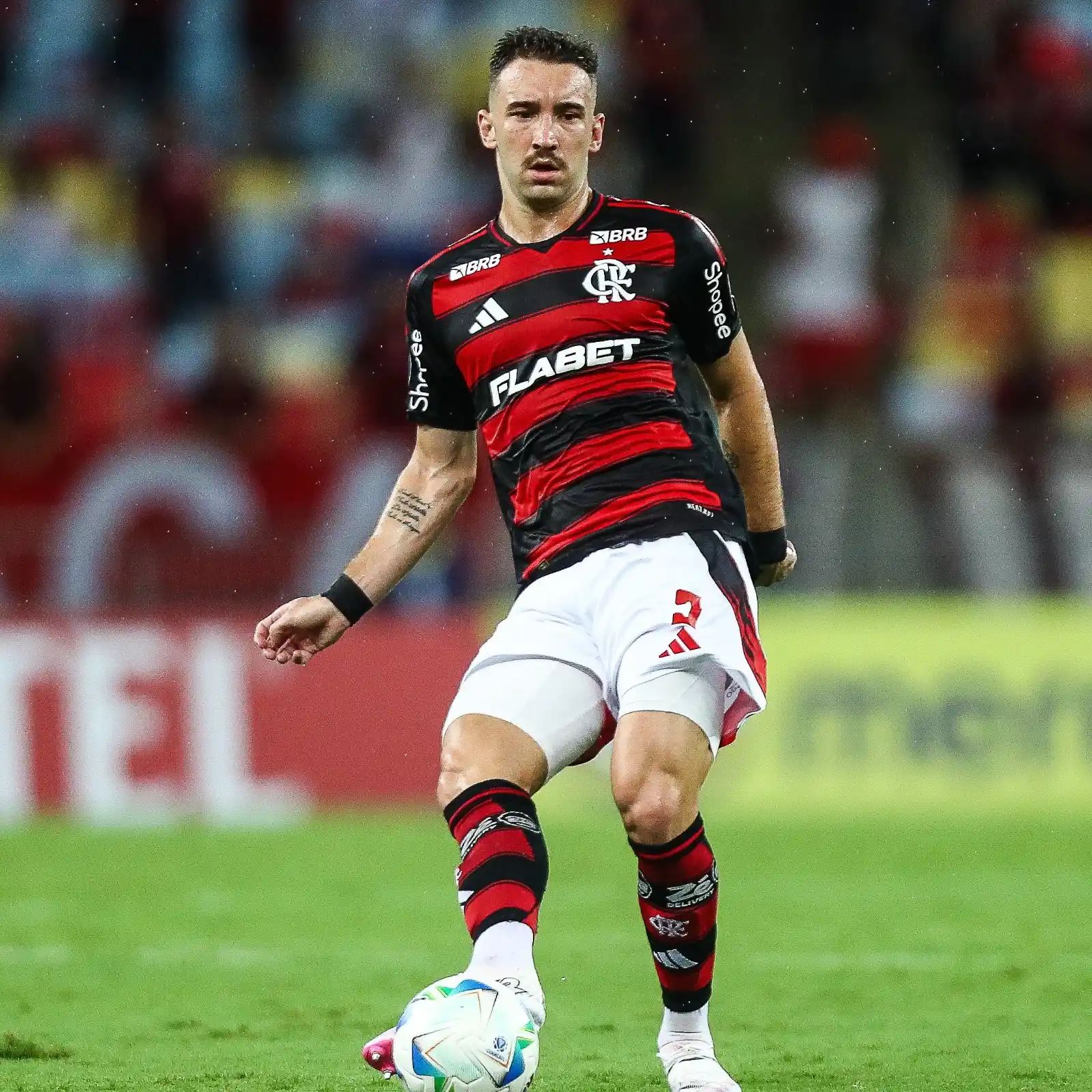 Image from DL esporte: *Léo Ortiz será banco hoje por opção técnica de Filipe Luís, não há ne...