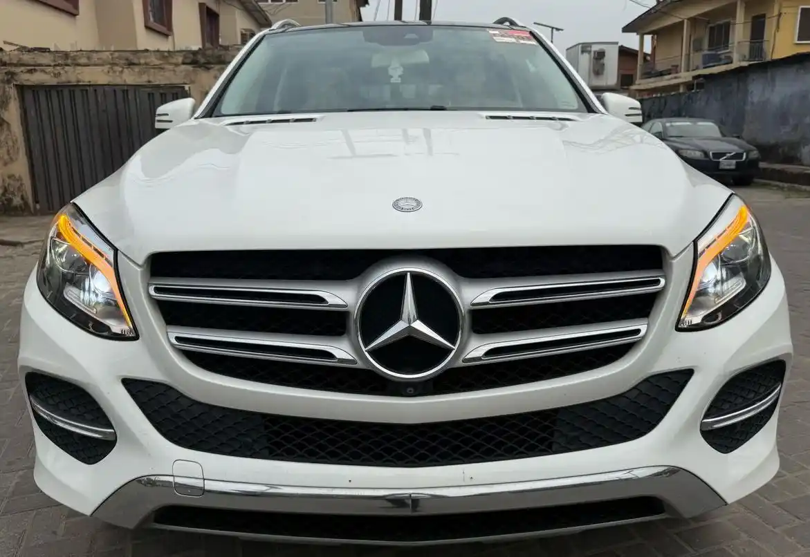 X.O.S Automobiles by Rιchmon∂ ♠︎ 🎯♣️ post