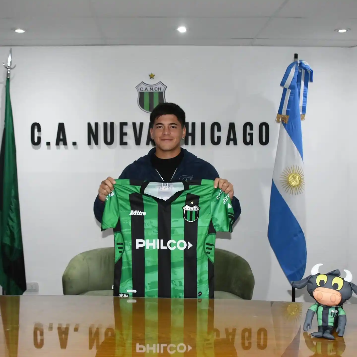 Image from El Verdinegro : Sergio Ortiz es nuevo jugador de Chicago 💚🖤 ⚽ El volante central ll...