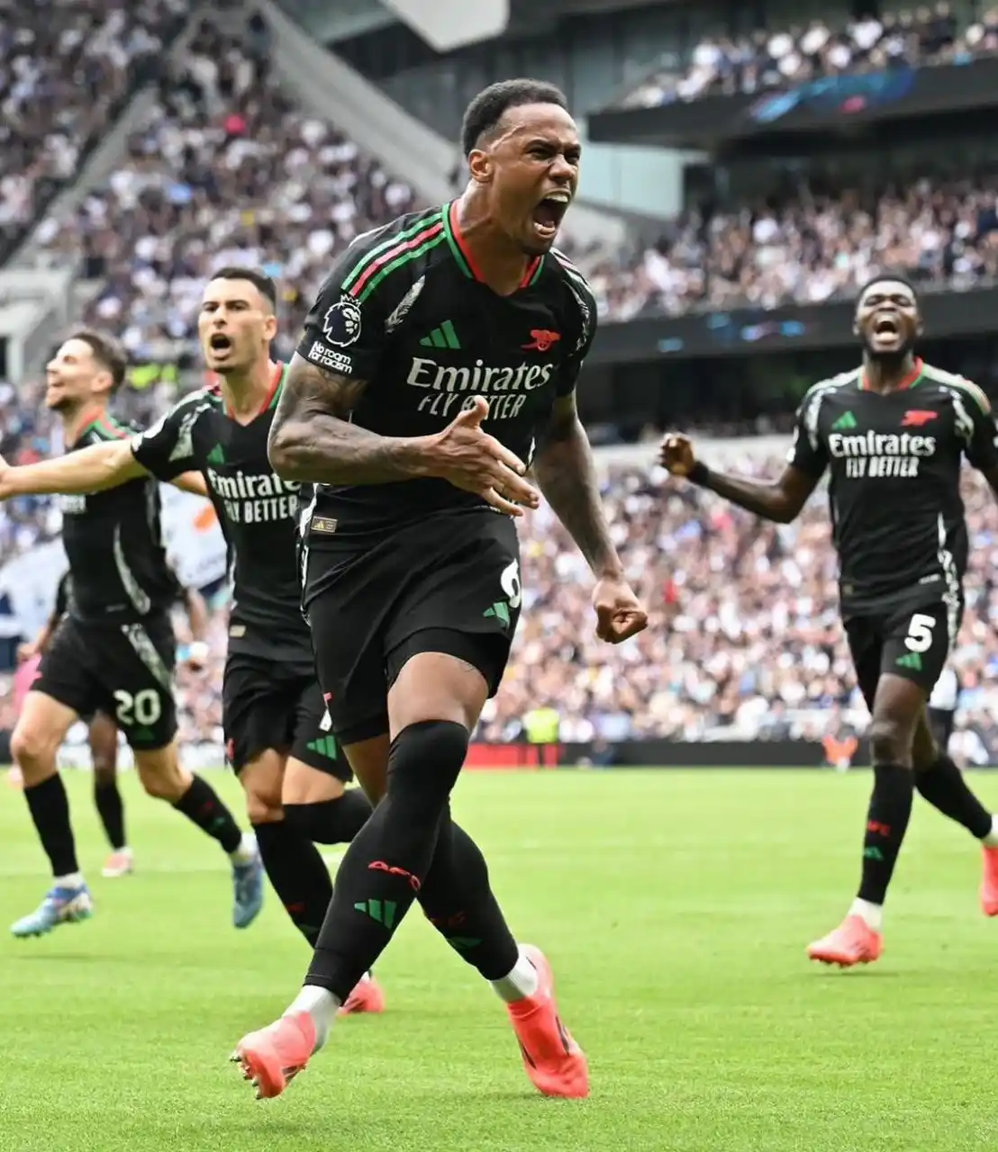 CentreGunners.  post