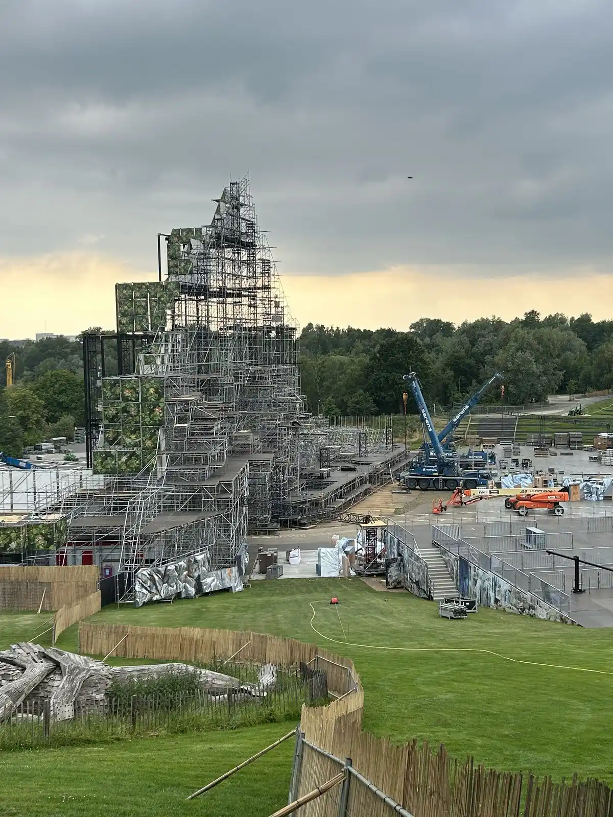 tomorrowland 2025 ❄️ post