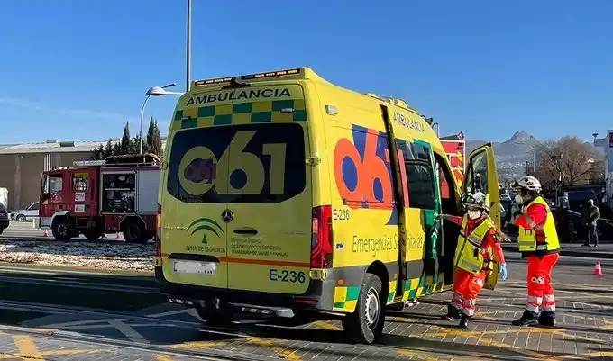 Image from EMA 112. Agencia de Emergencias de Andalucía (EMA): 🔴 Dos explosiones en <a class="text-blue-500 hover:underline cursor-p...