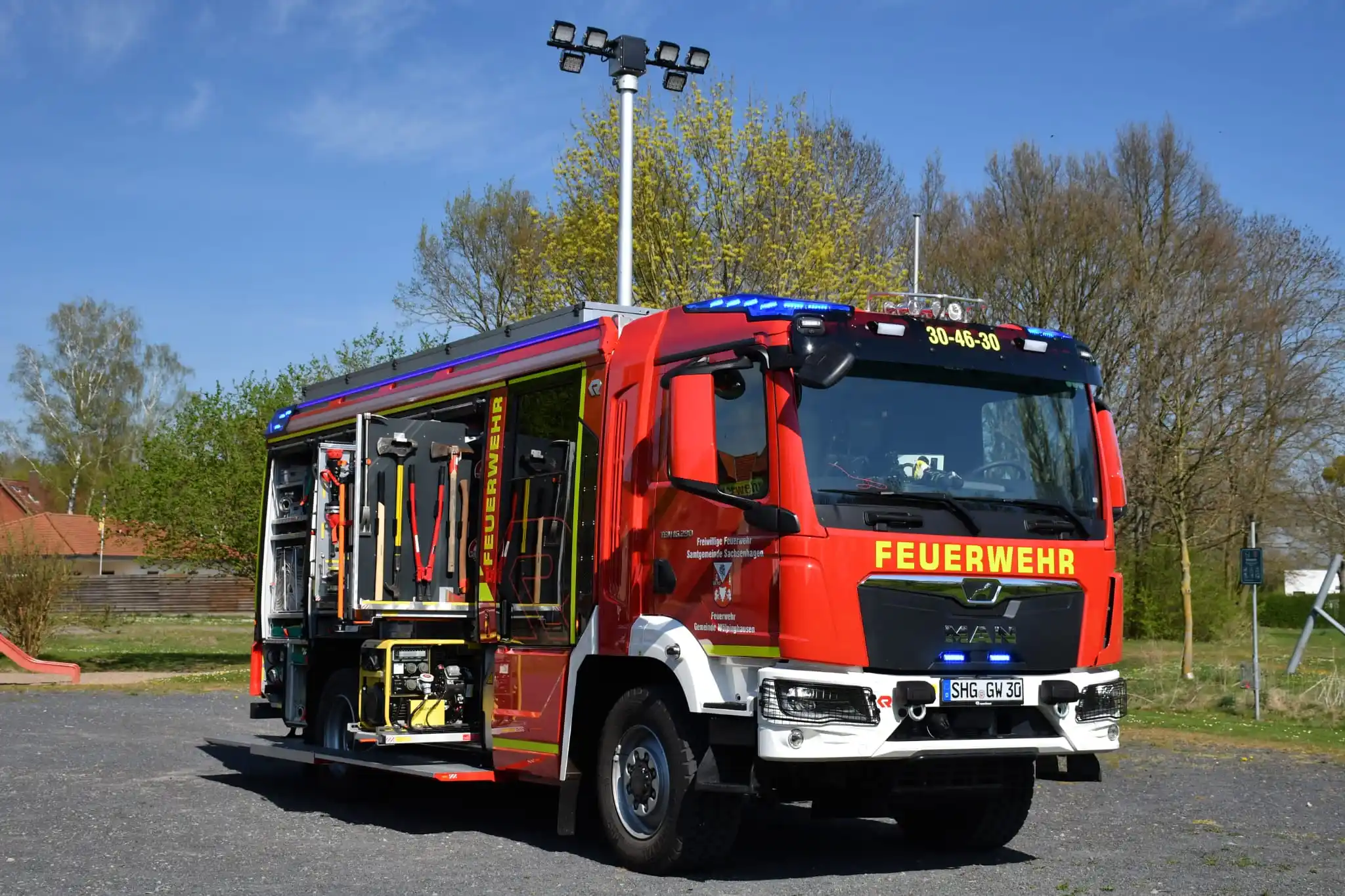 Image from Kreisfeuerwehr Schaumburg: Freiwillige Feuerwehr Gemeinde Wölpinghausen erhält neues Hilfeleistun...