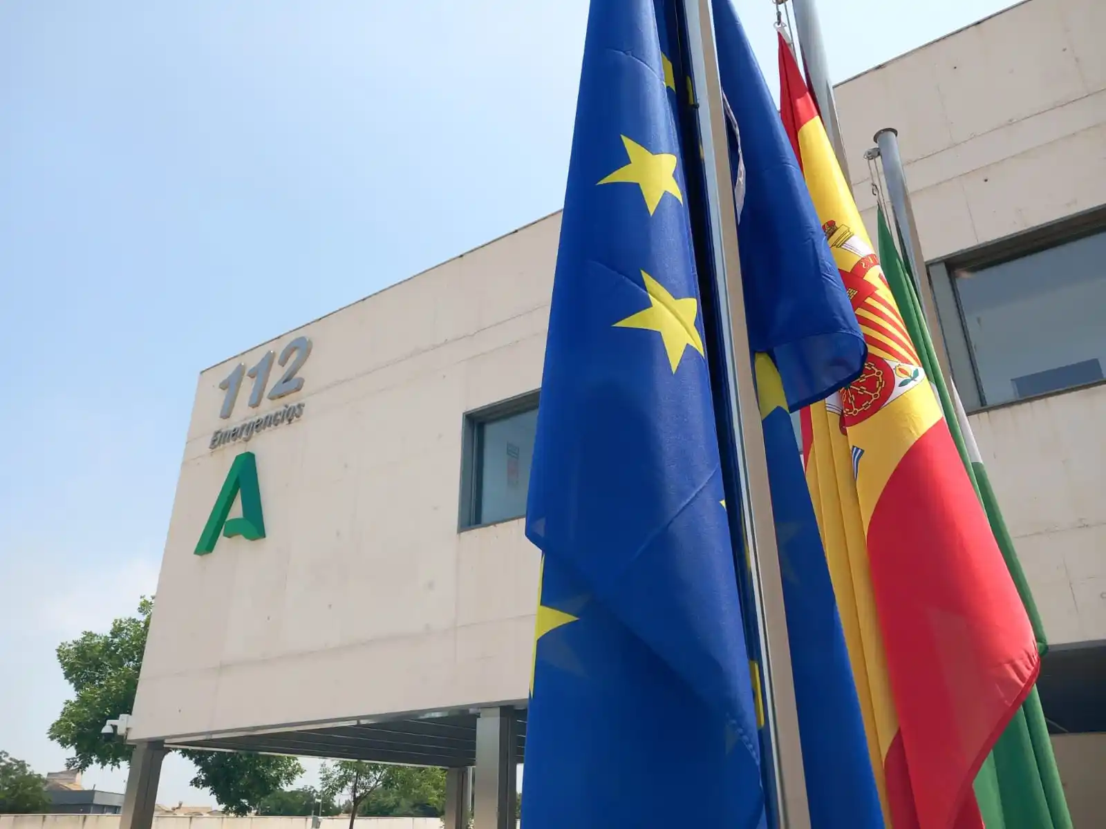 Image from EMA 112. Agencia de Emergencias de Andalucía (EMA): Ponemos fin a la jornada de hoy, recordándote que somos el número de <...