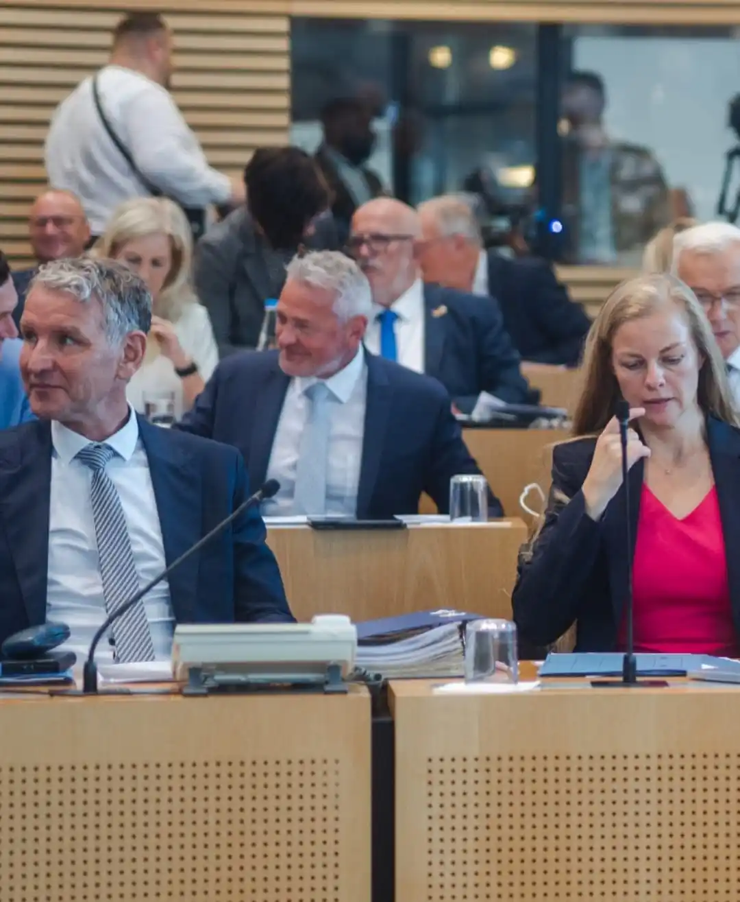 Image from AfD Kreisverband Westthüringen: Wir für Thüringen - jetzt erst recht! 👍💙 Tag 3 des Plenums.  Wir sta...