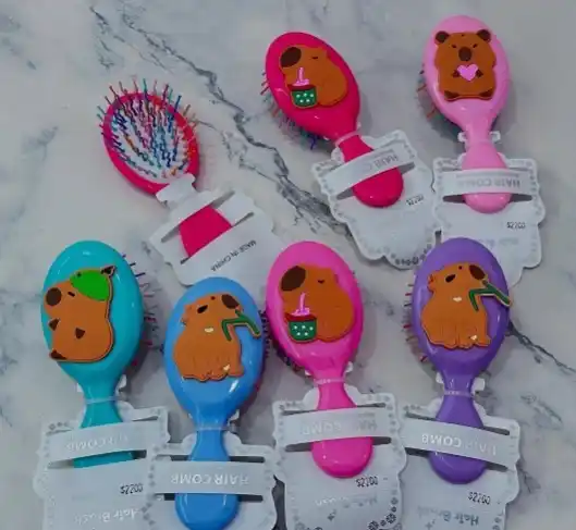 Image from NOVEDADES LA MOROCHA 🥰💗: Cepillo Capybara 😍 *$2.500*...