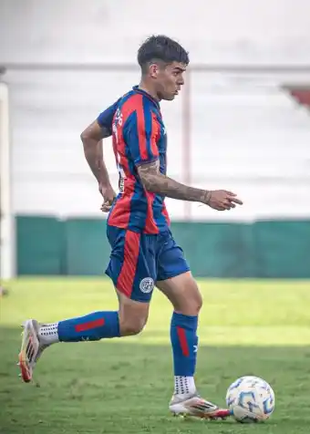 Image from Info San Lorenzo: Facundo Gulli firmó su primer contrato con <a class="text-blue-500 hov...