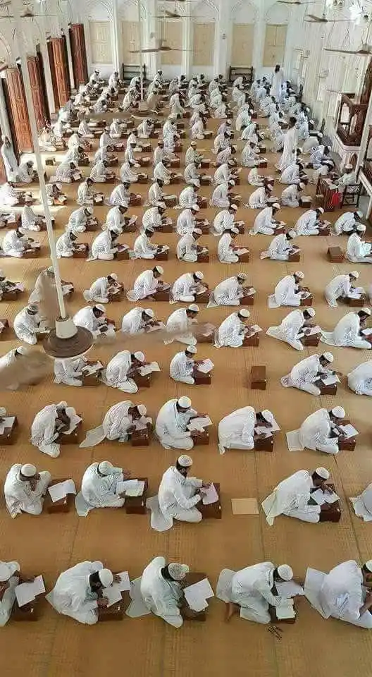Image from محبین دارالعلوم دیوبند✅ Muhibbeen Darul Uloom deoband: منہ توڑ جواب ۔۔👌 ایک شخص نے ايک دینی طالب علم کو دیکھا تو بولا : اہل...
