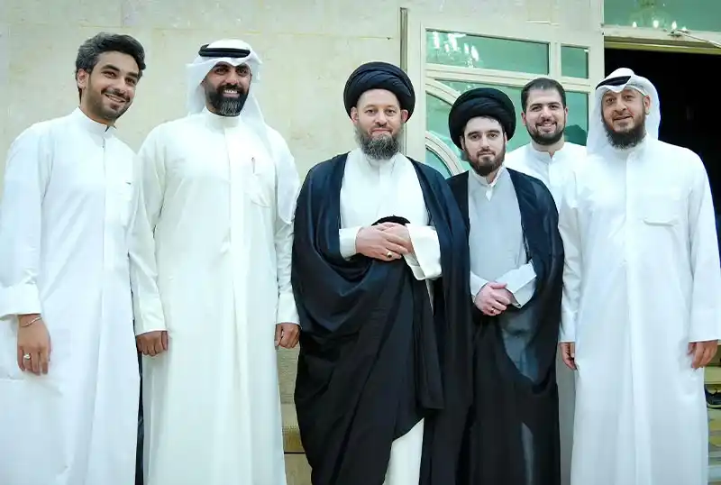 Image from AlShiraziAr: 🔹 *حجّة الإسلام والمسلمين السيّد أحمد الشيرازي زيد عزّه يستقبل جموعٍ ...