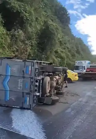 Image from La Prensa Ecuador: 🚨<a class="text-blue-500 hover:underline cursor-pointer" href="/hasht...