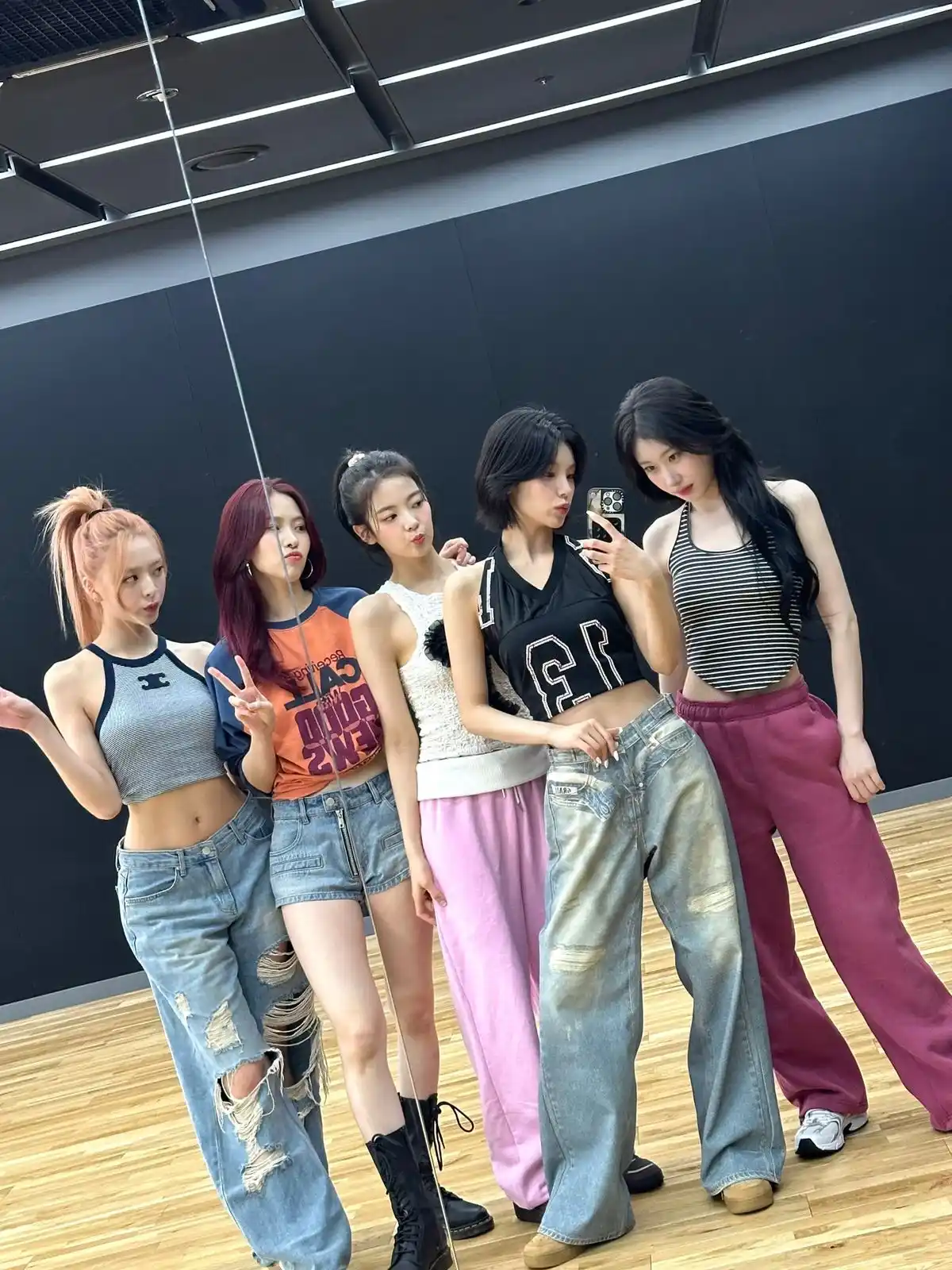Image from ⵌ ׅ ⚠️̸ᮬ ׄ 𝗣͜𝗢͜𝗥𝗧ᩘ𝗔𝗟 ׅ 𝗛𝗜͜𝗧ׄ𝗭𝗬 ⨾ ׄ ᰔ: > ׄ ⵌ ˳ 👑̸ᩧ ׄ `1O5%` ׄ 🫧̸ ׅ ⨾ ✿ׄ✿ ——ׅ—— ׄ Ouvintes men...
