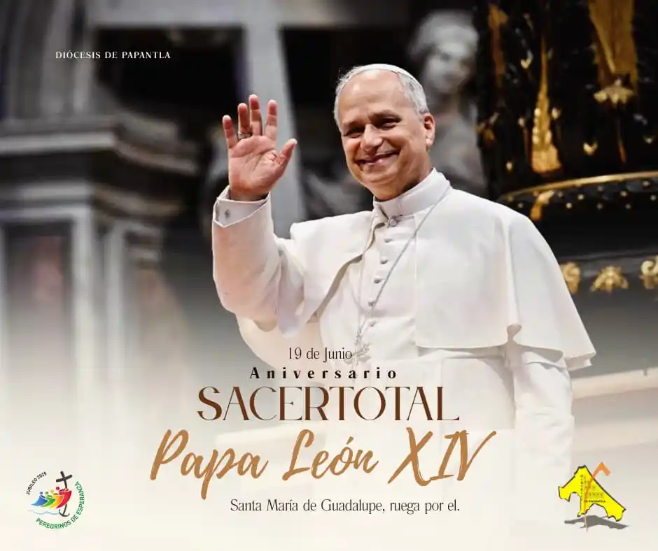 Image from Diócesis De Papantla: El *Papa León XIV* celebra hoy el 43º aniversario de su ordenación sac...