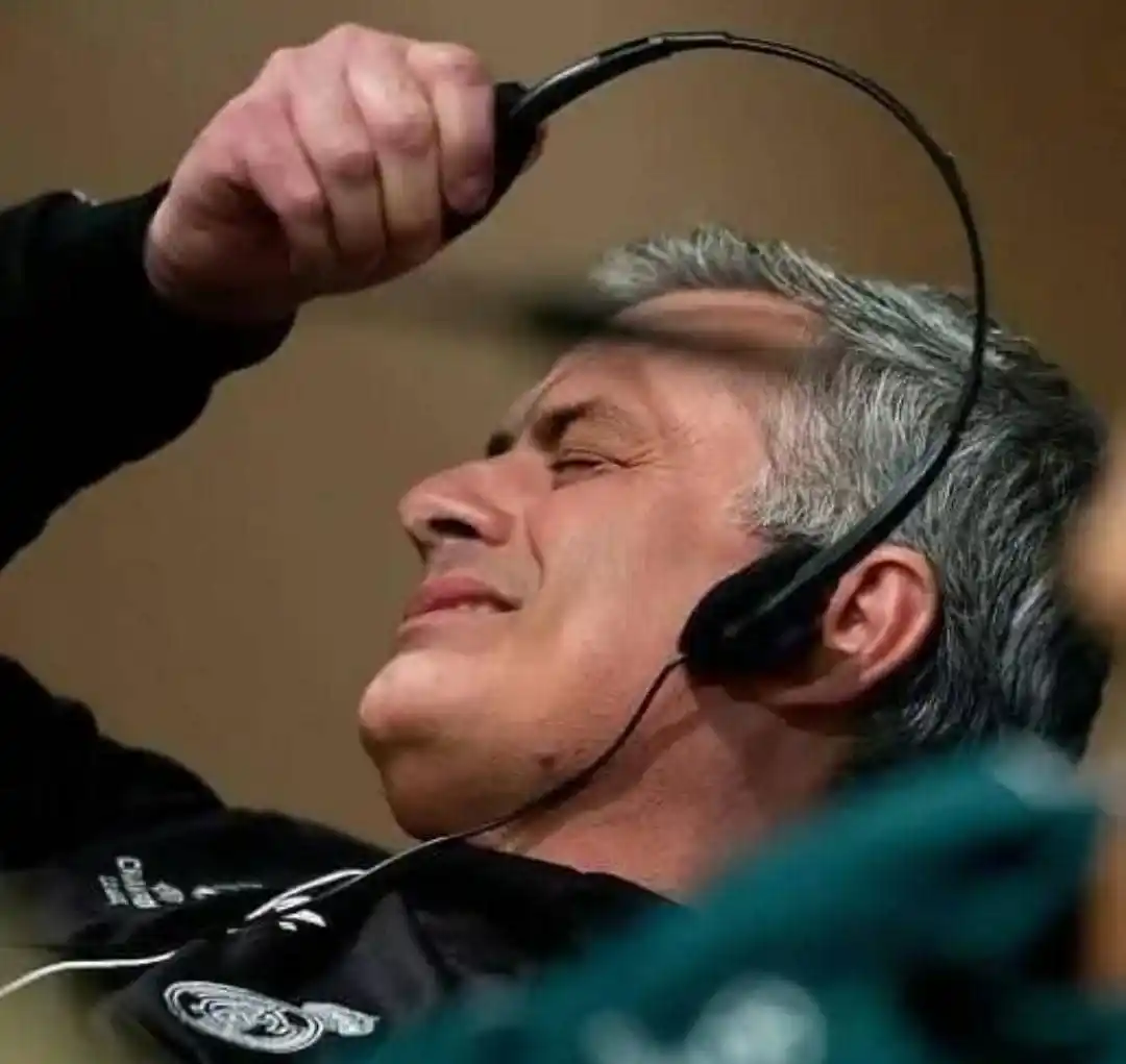 Image from MUSIC WORLD 🌎 ☑️: Me when Lil Uzi Vert's verse on Bad and Boujee comes on...