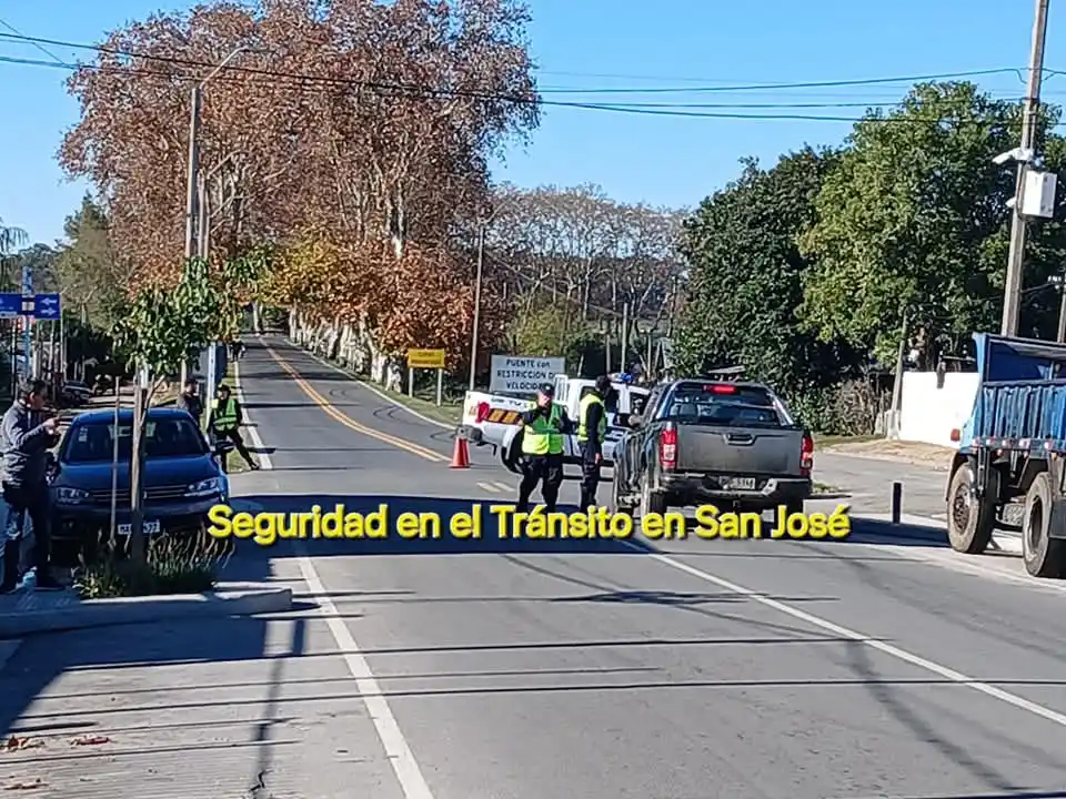 Image from ComoMeMuevoUy: Seguridad en el tránsito en San José Ahora 🛑 San José ⚠️ ULTIMO MOM...
