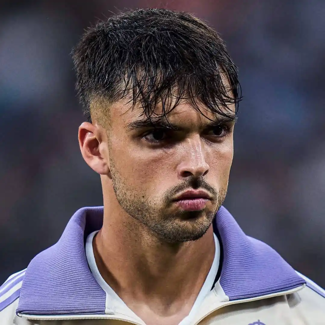 Image from Real Madrid C.F. ريال مدريد: ‏🚨💣 عـاجل - كوبي | تم الإتفاق بين ريال مدريد وراؤول أسينسيو على تجدي...