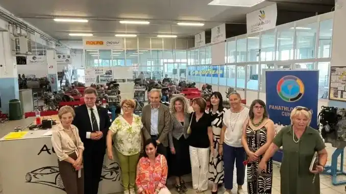 Image from Gazzetta d'Alba: *Bra / Aperta la mostra fotografica Donne e motori*  🏍️  Mercoledì 18...