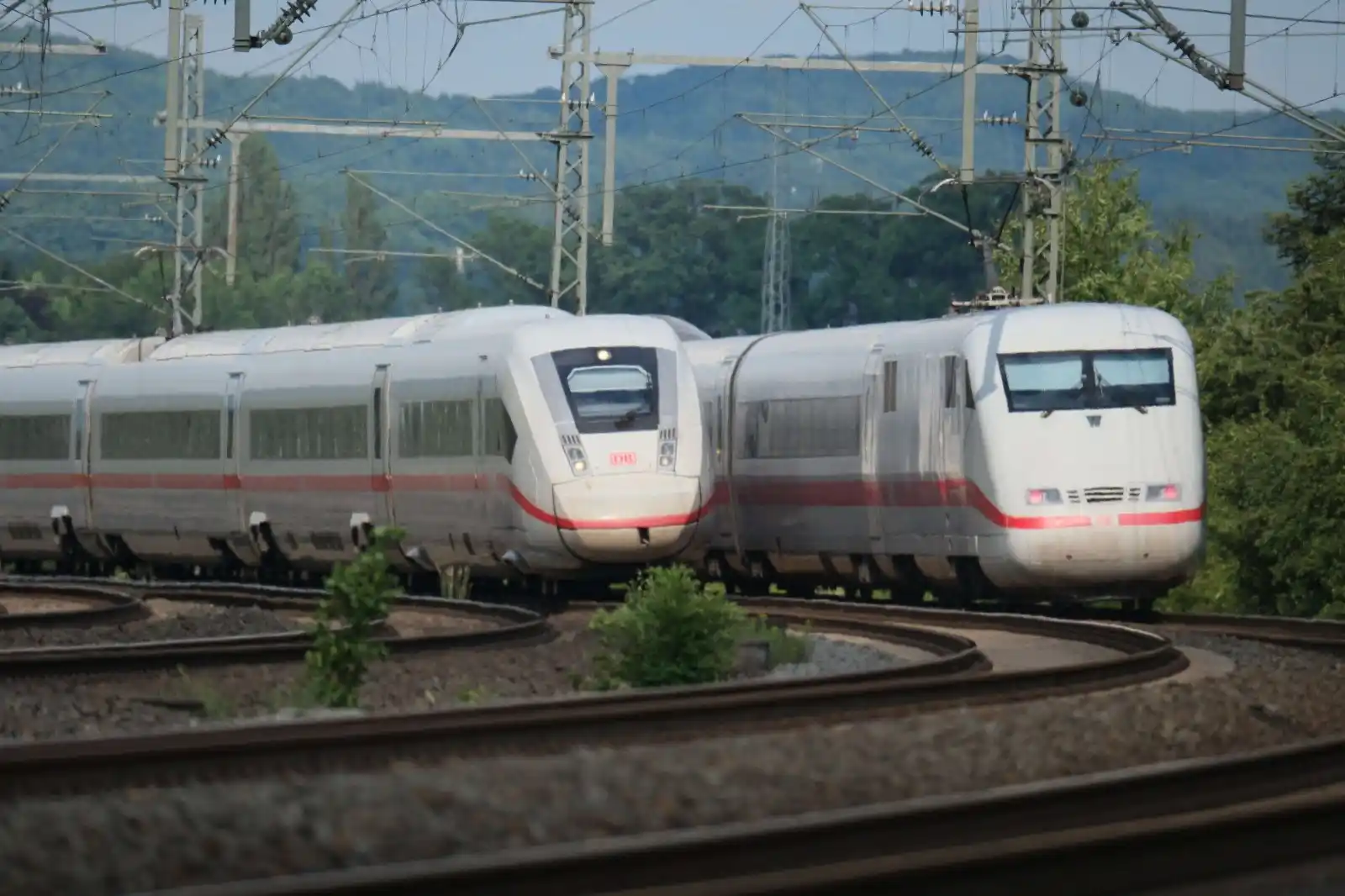 Image from NW Minden-Lübbecke: ➡️ *ICE-Neubaustrecke Hannover-Bielefeld:* Trotz Regierungswechsel kei...