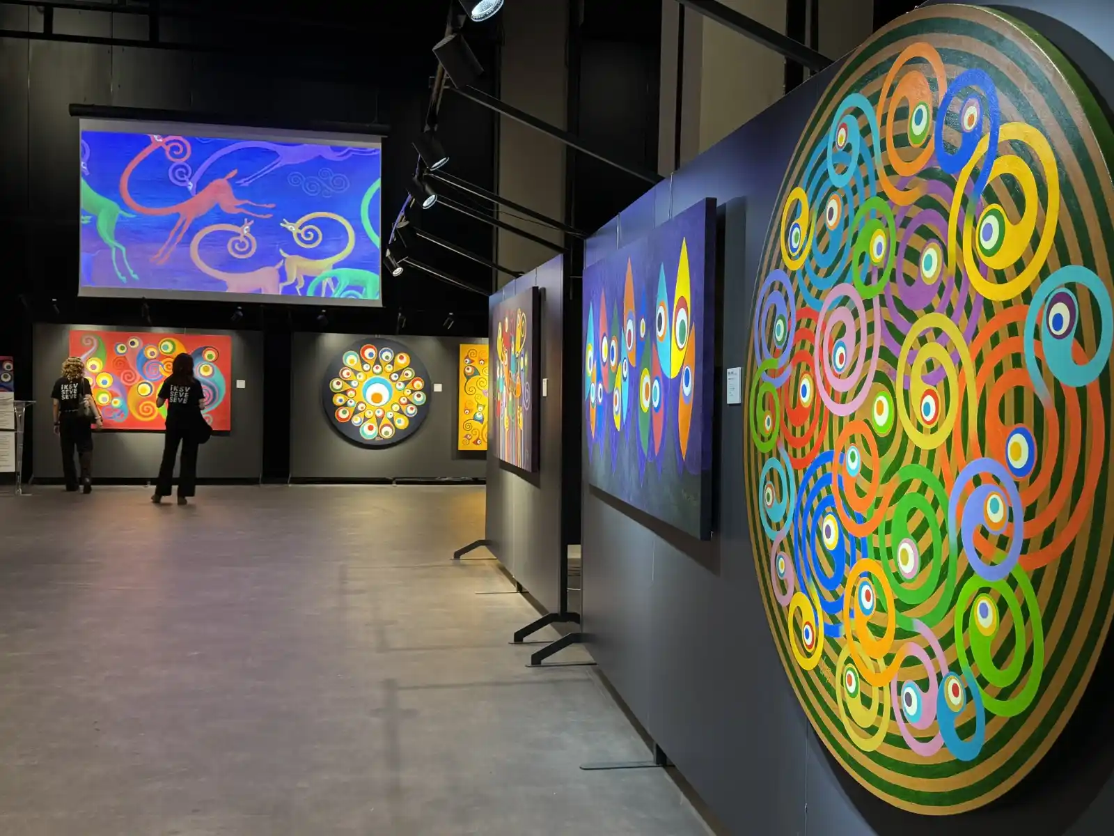 Image from AA Kültür Sanat: 🧑‍🎨 Ressam Ömer Onay'ın "Bilinç Akışı" sergisi AKM'de ziyarete açıld...