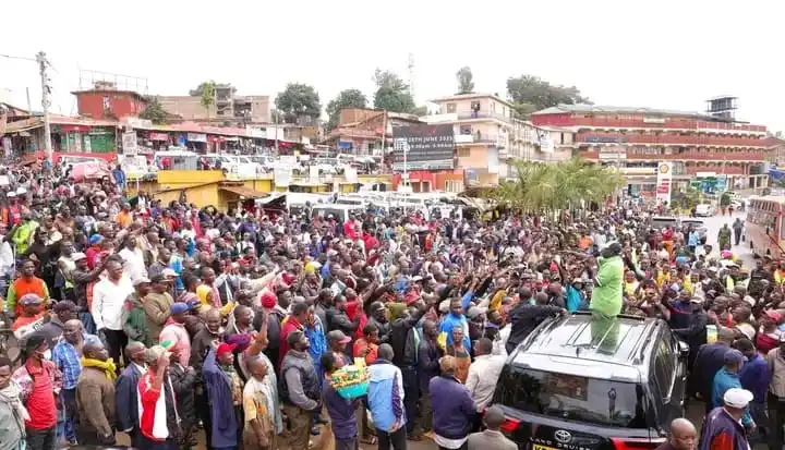 Image from 8T8 Media: Rigathi Gachagua makes an unexpected stopover after residents of Chuka...