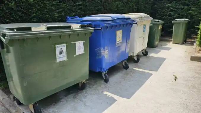 Image from Gazzetta d'Alba: *Rimozione dei cassonetti: bocciata la richiesta del centrodestra in c...