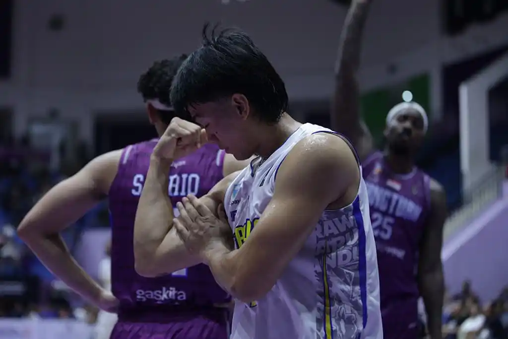 Image from Prawira Bandung: Small forward Prawira Bandung, Muhammad Fhirdhan Guntara siap meredam ...