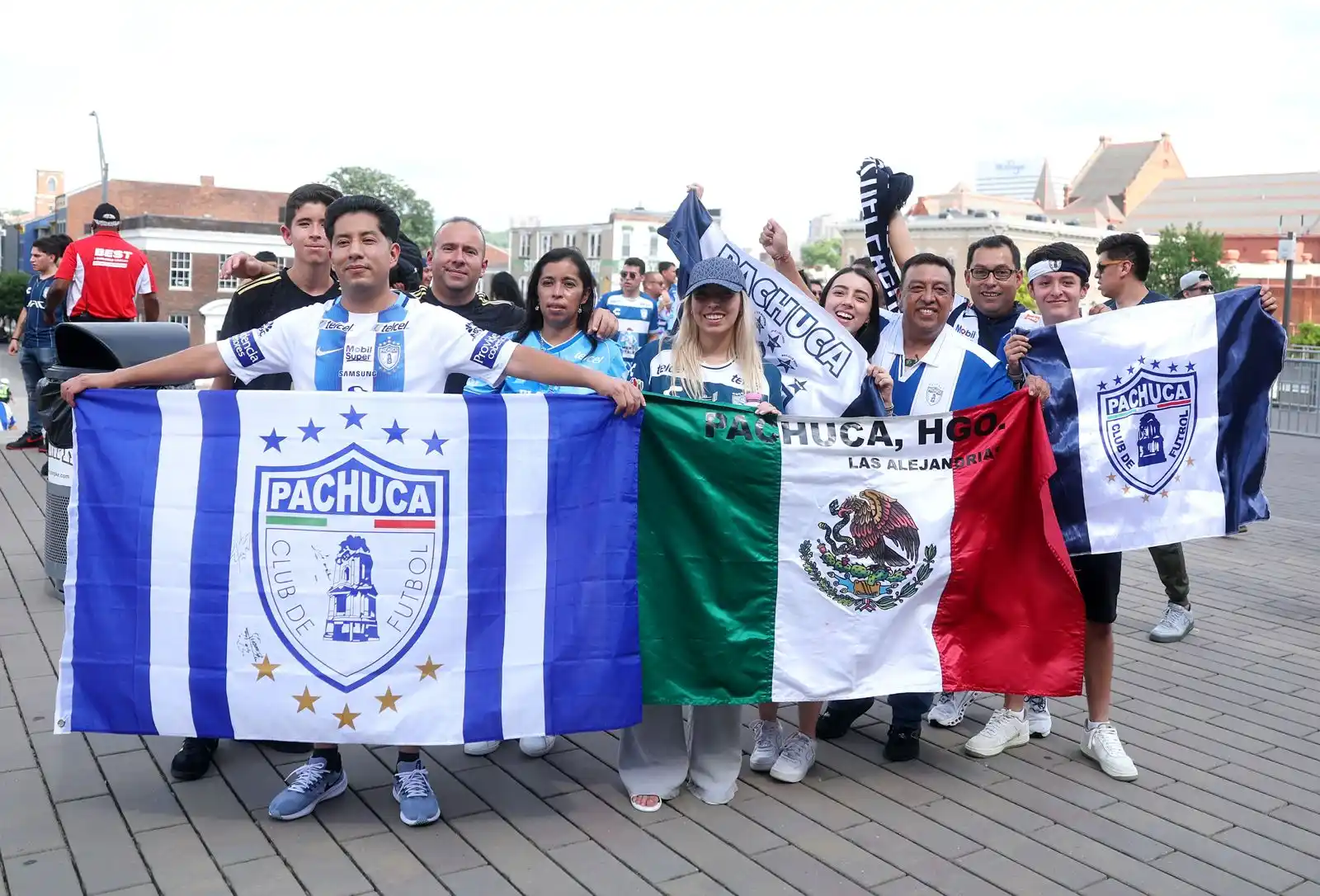 Image from Liga BBVA MX: Afición Tuza presente en Cincinnati para apoyar a su equipo. ⚽️  📸: @...