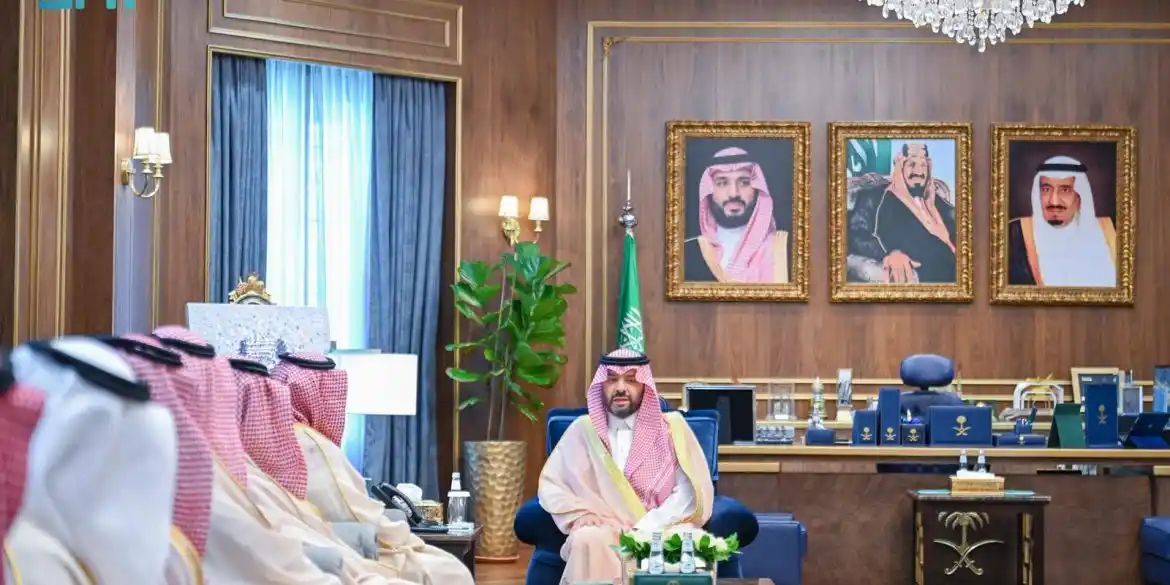 Image from صحيفة الجزيرة Al Jazirah: *أمير الحدود الشمالية يتابع تنفيذ خطة تفويج الحجاج الإيرانيين عبر منفذ...